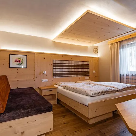 Ciasa Iachin - Dolomites Dream Retreat San Martino in Badia
